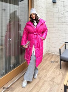 Подвійне жіноче стьогане пальто на силіконі 350 г. м2 на блискавці з капюшоном з 42 по 58 розмір