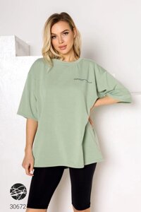 Жіноча футболка в стилі оверсайз з якісного трикотажу з 42 по 46 розмір