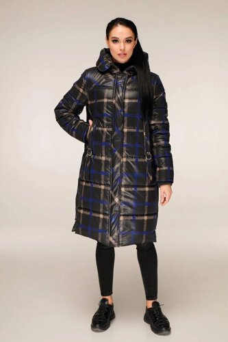 Подовжена зимова куртка в клітку з контрастною підкладкою з 44 по 56 розмір