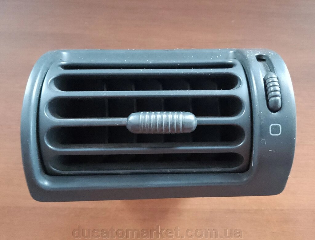 Дефлектор повітряний в торпедо правий Fiat Scudo 220 (1995-2004) 1461979077,1461979698 від компанії DUCATOMARKET - фото 1