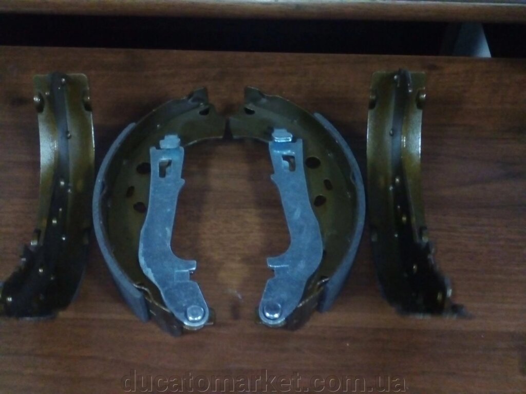 Гальмівні колодки задні (барабанні гальма) Fiat Doblo (2005-2009) 98845054 від компанії DUCATOMARKET - фото 1