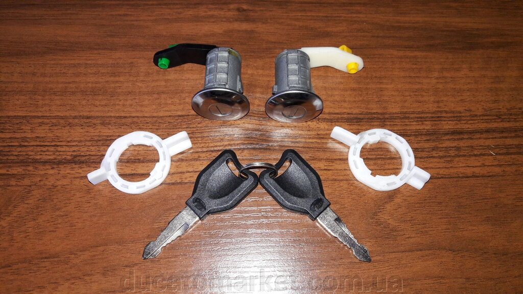 Комплект личинок замка з ключем (серцевина) Renault Master (1998-2010) 7701470944,7701470952,7701471591,9161602, DF32523 від компанії DUCATOMARKET - фото 1