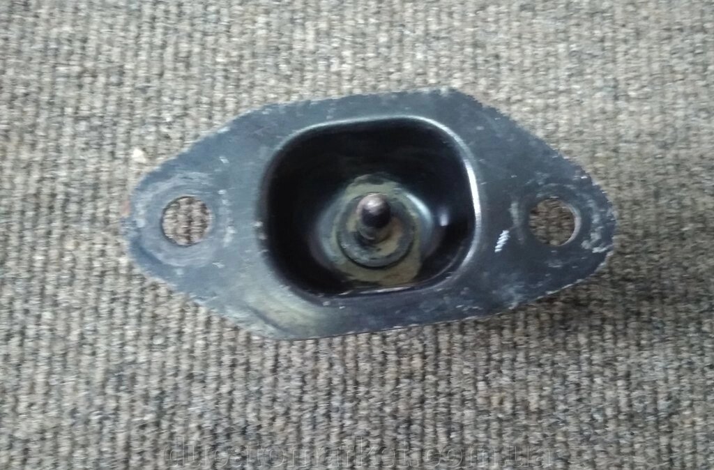 Напрямна бічний правої зсувних дверей нижня (зуб, палець) Fiat Scudo 220 (1995-2004-2006) 1476992080 від компанії DUCATOMARKET - фото 1