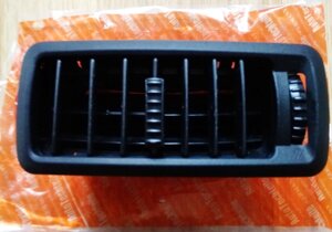 Дефлектор (деталі панелі, торпеди) Рено Трафік / Renault Trafic (2000-2014) 7701054458, ATT5050803, RF4833, R6-136. S. 150