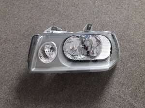 Фара передня ліва на Peugeot Expert II (2004-2006), 6208E8,620830,620828, 9467119588,9406208288, TYC 20-11218-05-2