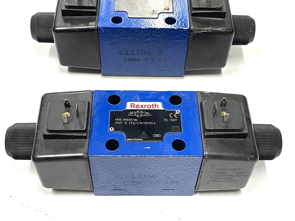 Гідророзподільник Rexroth 4WE10 E33/CW110N9K4 MNR: R900597186 від компанії ГідроСтандарт - фото 1