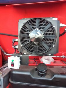 Теплообмінник охолоджувач оливи, радіатор гідравлічний із розбірок у чудовому стані імпортний