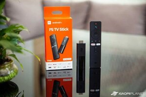 Настроєна приставка Xiaomi Mi TV Stick (Smart Android Mini Box S)