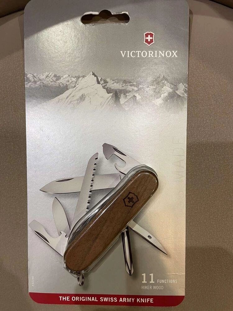 Ніж Victorinox Hiker Wood (1.4611.63) від компанії ARTMOS - Інтернет магазин - фото 1