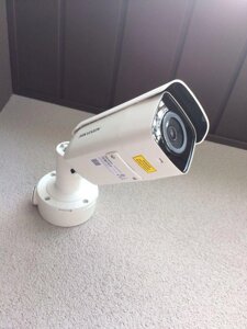 8Мп 4К P відеокамера Hikvision DS-2CD2T86G2-4I 4 mm