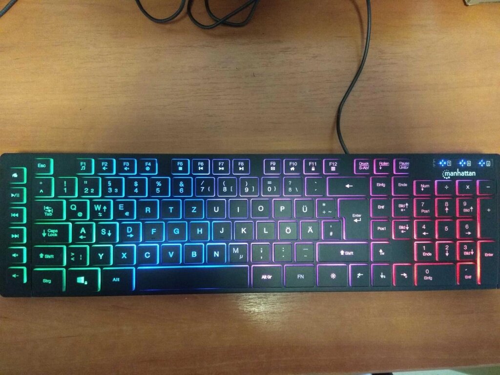 RGB slim Manhattan клавіатура 178426 Ultra Slim USB Gaming Keyboard, від компанії ARTMOS - Інтернет магазин - фото 1