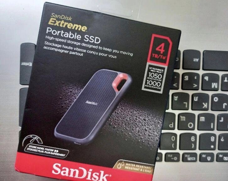 SSD накопичувач SanDisk Extreme Portable V2 4 TB (SDSSDE61-4T00-G25) від компанії ARTMOS - Інтернет магазин - фото 1