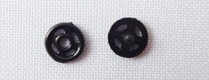 Кнопка пришивна 7 мм чорна пластик