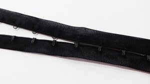 Гачки на стрічці для корсетів однорядні 25 мм чорні (нейлон)
