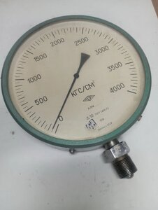 Манометр надвисокого тиску СВ-4000 .Верхня межа вимірювань: 4000 кгс/см2.