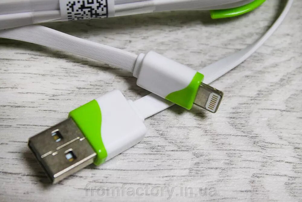 Кабель для зарядки і синхронізації плоский Lightning з USB 3.0 / 1м: Салатовий від компанії Торгова Марка "FromFactory" - фото 1