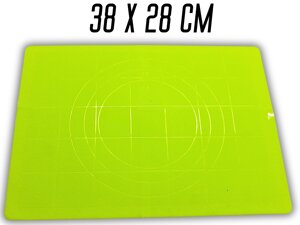 Килимок для тіста силіконовий з розміткою 38х28см: Зелений