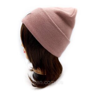 Жіноча шапка рожева з логотипом Адідас на зиму/осінь, тепла в'язана шапка Adidas пудра з відворотом
