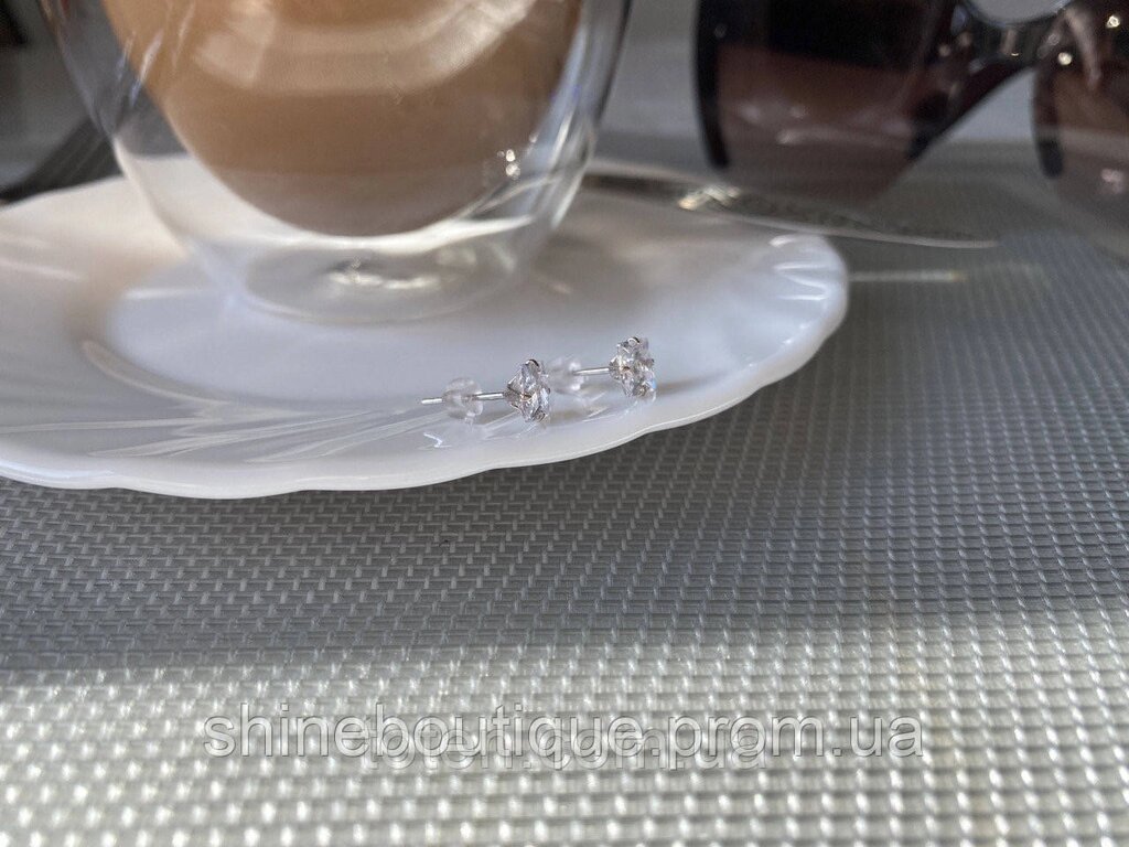 Сережки гвоздики Квадратний камінь 5 мм, 925 проби, срібло топ від компанії Інтернет - Магазин "Дітки - Цукерки" - фото 1