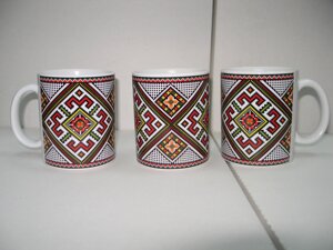 Кружка, український декоративний орнамент, фарфор.