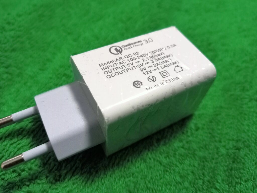 Блок живлення швидкий 18 Вт Qualcomm quick Charge 3.0 AR-QC-02 від компанії da1 - фото 1