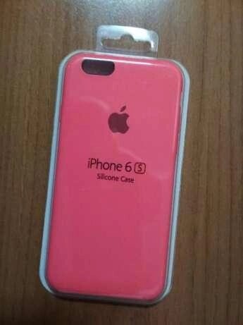 Чохол Накладка Soft Case Apple iPhone 6 6s MKY32FE/A силіконова панель бампер яскраво-рожева від компанії da1 - фото 1