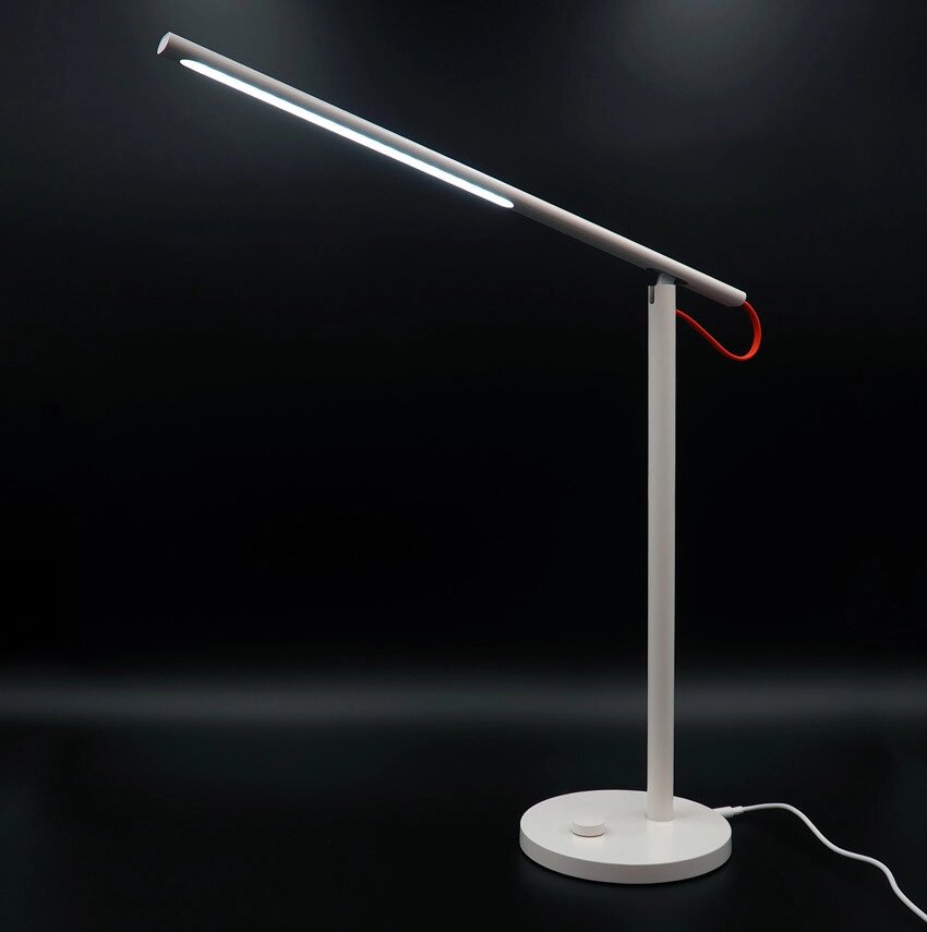 Лампа настільна Xiaomi Mi Smart LED Desk Lamp MJTD01YL/MUE4087GL від компанії da1 - фото 1