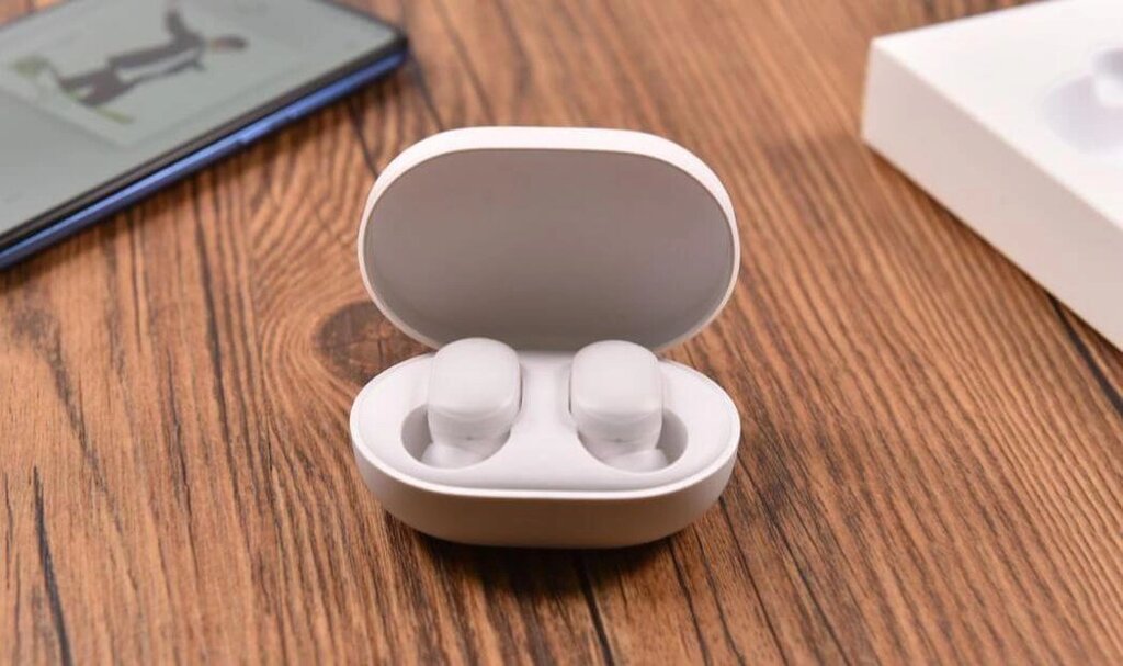 Навушники Xiaomi Redmi AirDots True Wireless Bluetooth Headset білі ZBW4409CN від компанії da1 - фото 1