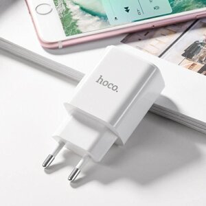 Блок в розетку HOCO C62A Victoria з білим зарядним кабелем X25 Lightning Micro-USB або Type-C