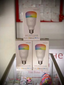 Розумна лампа Xiaomi Bulb Dimmable 1s Rgb Wi-Fi різнобарвна