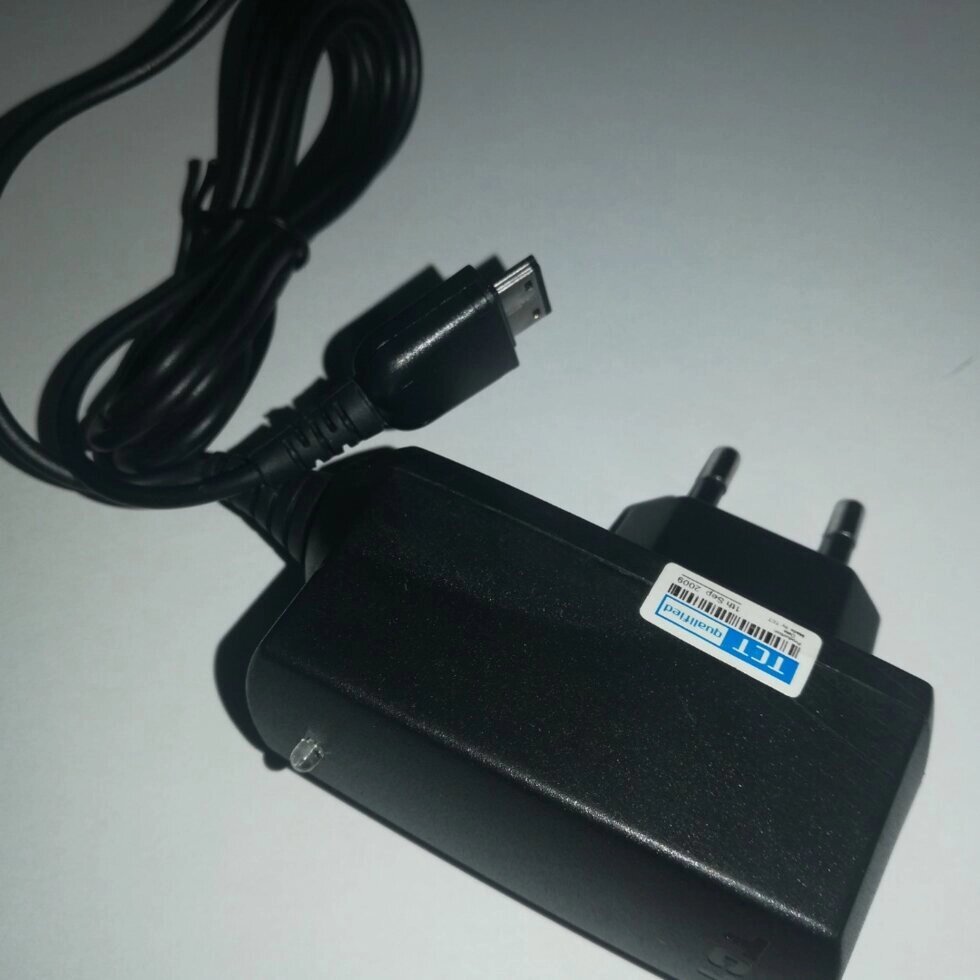 Зарядний пристрій для Samsung d880 c3050 s20 pin конектор від компанії da1 - фото 1
