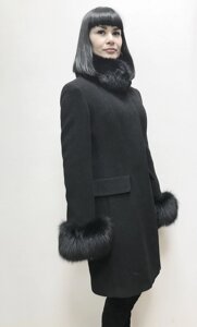 Пальто жіноче класичне чорне вовняне зі знімним хутром песця