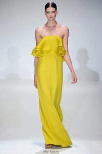 Плаття жіноче літнє довге в підлогу жовте з відкритими плечима стильне модне яскраве