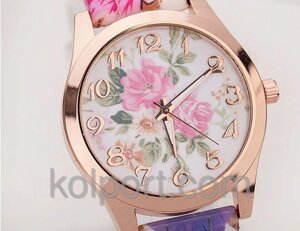 Летние нежные очень красивые женские часы Reloj