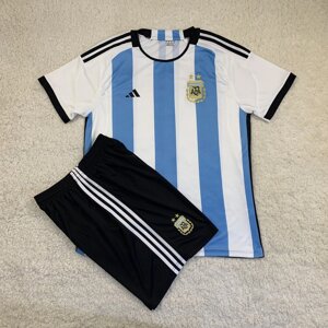 Дитяча футбольна форма збірної Аргентини