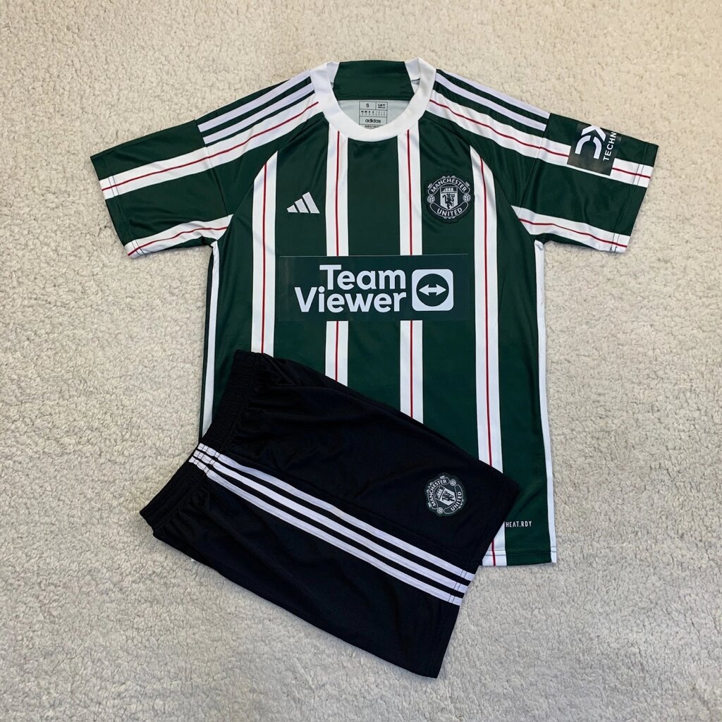 Футбольна форма Ман Юнайтед зелена 2023-24 від компанії Інтернет-магазин молодіжного одягу "Bagsmen" - фото 1