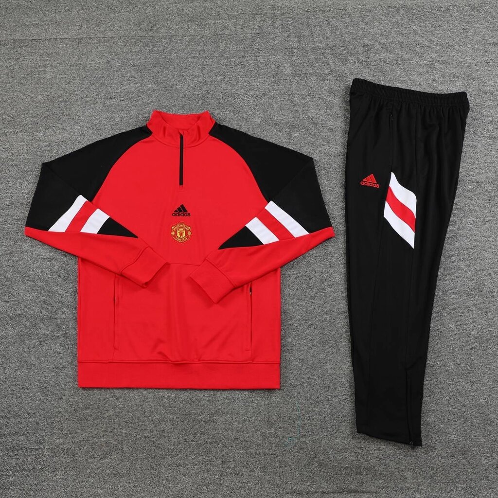 Костюм тренувальний Манчестер Юнайтед червоний 2023-24 від компанії Інтернет-магазин молодіжного одягу "Bagsmen" - фото 1