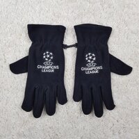 Перчатки футбольные