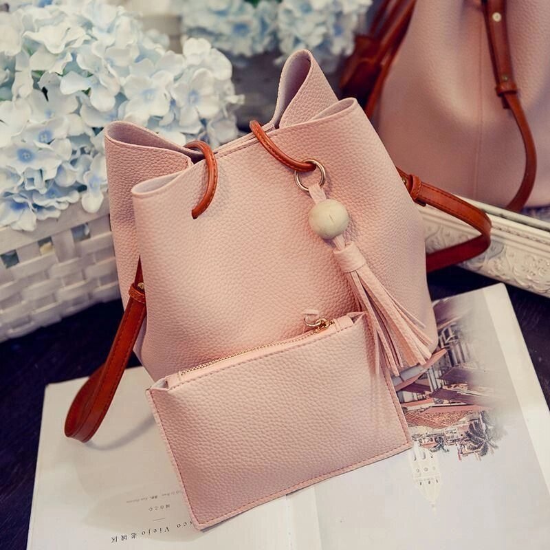 Жіноча сумочка з гаманцем - особливості