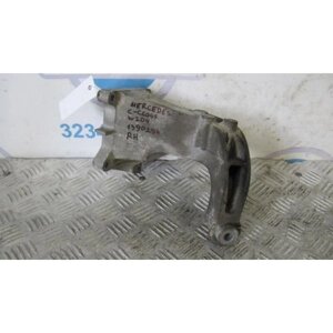 Кронштейн двигуна прав. mercedes C-CLASS W204 07-14 A 272 223 28 04