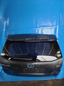 Кришка багажника toyota PRIUS PLUS 11-14 67005-47330