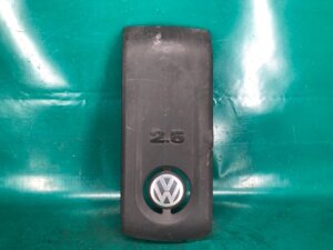 Накладка двигуна декоративна volkswagen passat B7 11-15 07K 129 607 J