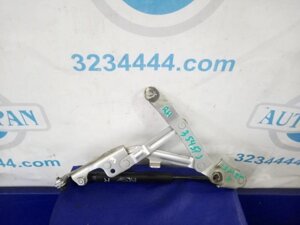 Петля кришки багажника правий. mitsubishi lancer X 10 07-15 5923A014