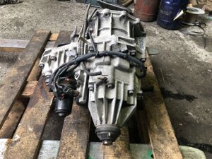 Роздавальна коробка infiniti QX56 / TITAN / armada 04-16 33100-7S110