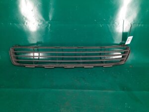 Решітка переднього бампера TOYOTA YARIS 05–11 53112-52310