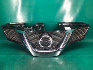 Решітка радіатора nissan X-TRAIL/ROGUE T32 13- 62310-5HA0a