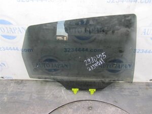 Скло двері заднє. прав. nissan qashqai 07-14 82300-JD000