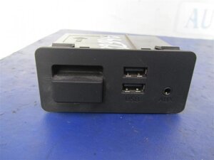 USB адаптер MAZDA MX-5 15- N243-66-9U0
