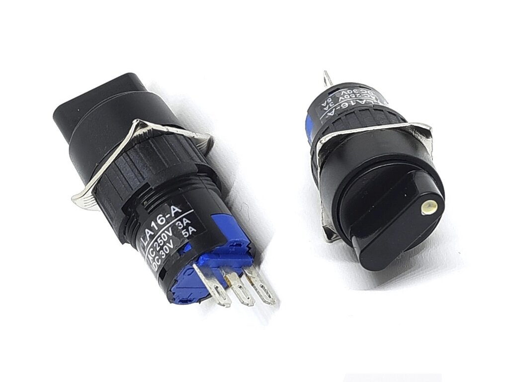 Круглий селекторний перемикач LA16-A/3P на 2 позиції від компанії Кладова Майстра на Закупка - фото 1