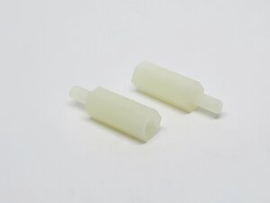 Нейлонова стійка M3x14+6 шестигранна біла для плат в Одеській області от компании Кладовая мастера на Закупка
